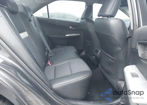 2013 Toyota Camry Se z USA, uszkodzony, nr VIN 4T1BF1FK4DU671543